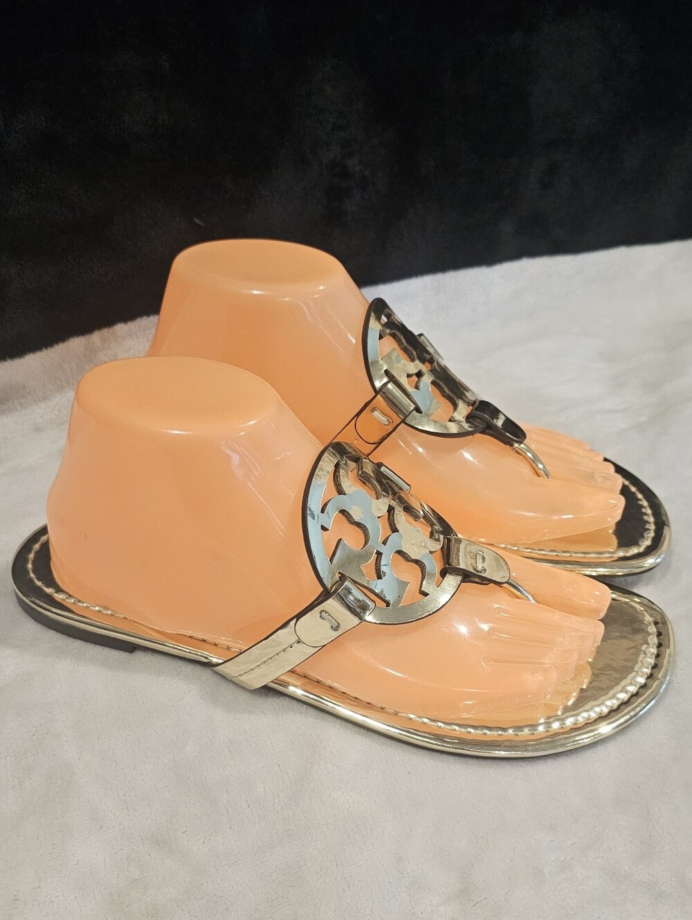 Tory Burch Miller Patent Leather Gold Thong Sandals- NEW SIZE 9